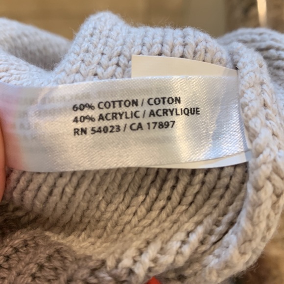 Color Block Sweater - Picture 7 of 7